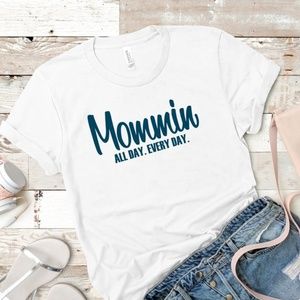 Mommin TSHIRT